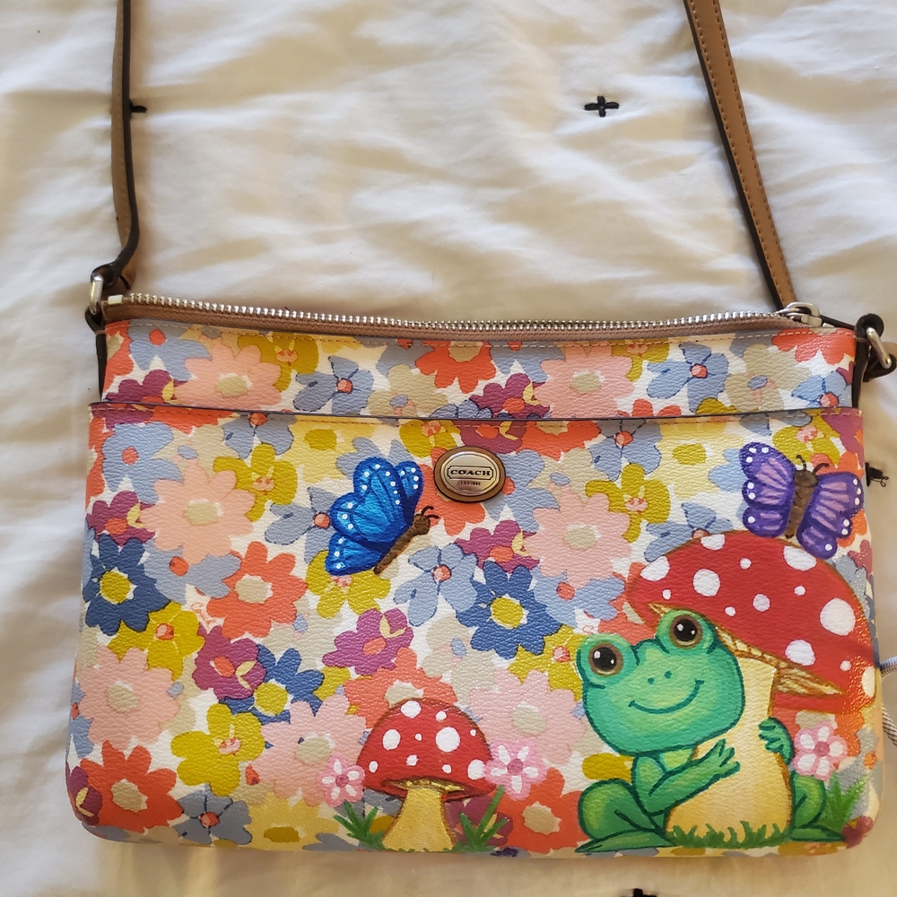 Coach Hand Painted Bag with Sweet Frog and Butterfly  🐸🦋 - Picture 3 of 11